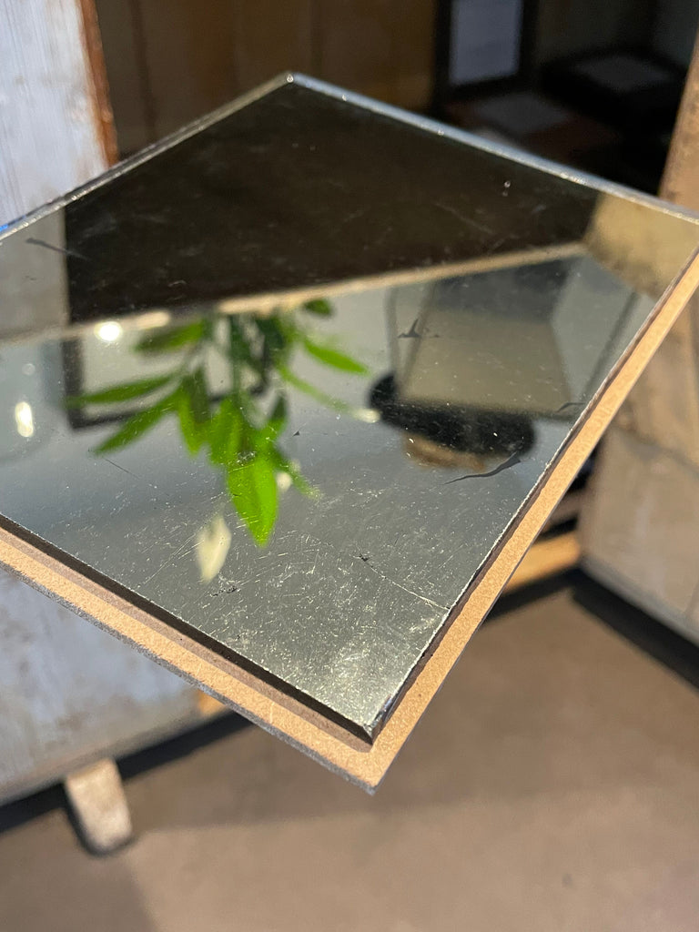 Silver Leaf on Grey Sample