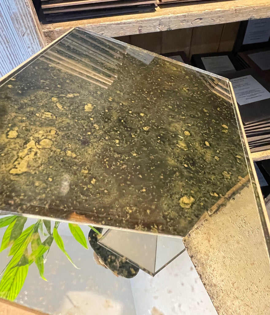 Vintage with Gold Backing Paint Sample