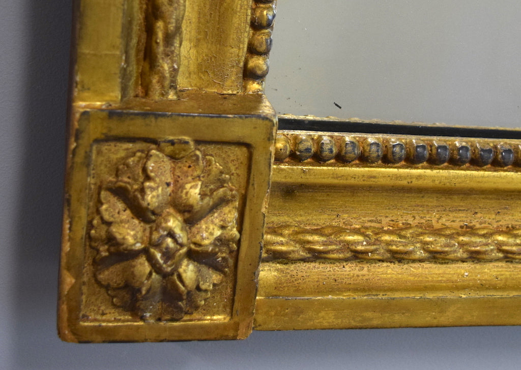 Early 19th Century English Carved Gilt Wood Mirror