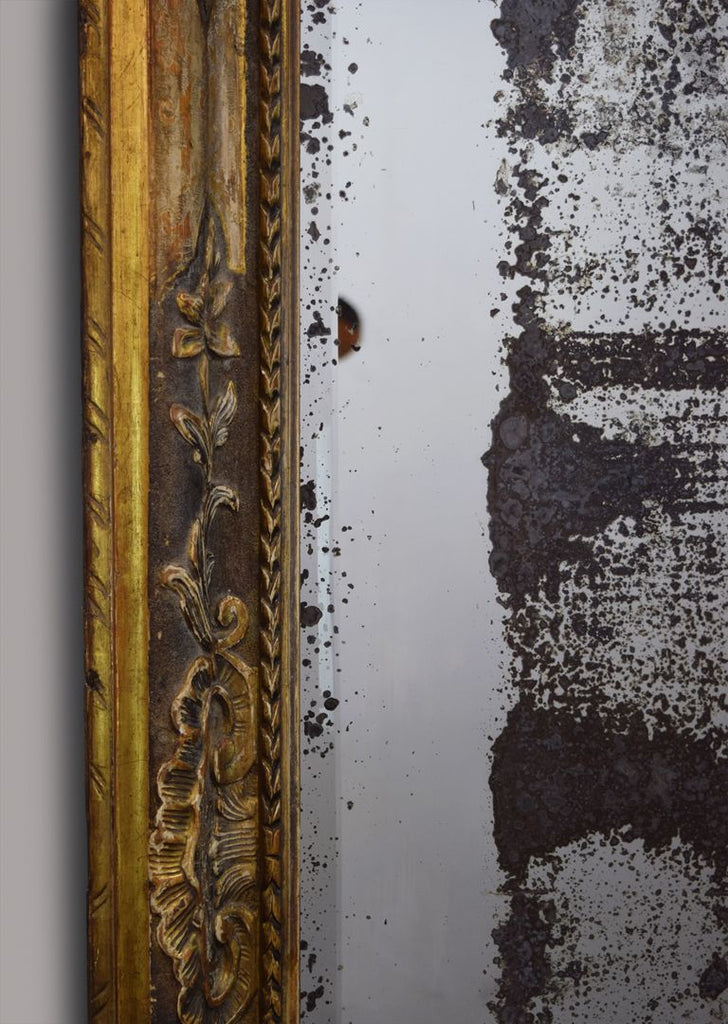 Carved Giltwood Mirror